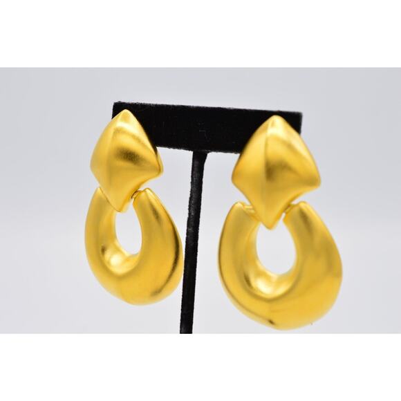 Givenchy Vintage Huge Clip On Earrings Brushed Gold Chunky Signed NOS 1980s BinX - Picture 3 of 12